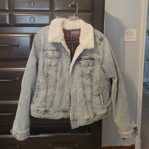 Torrid Sherpa lined jean jacket size 1